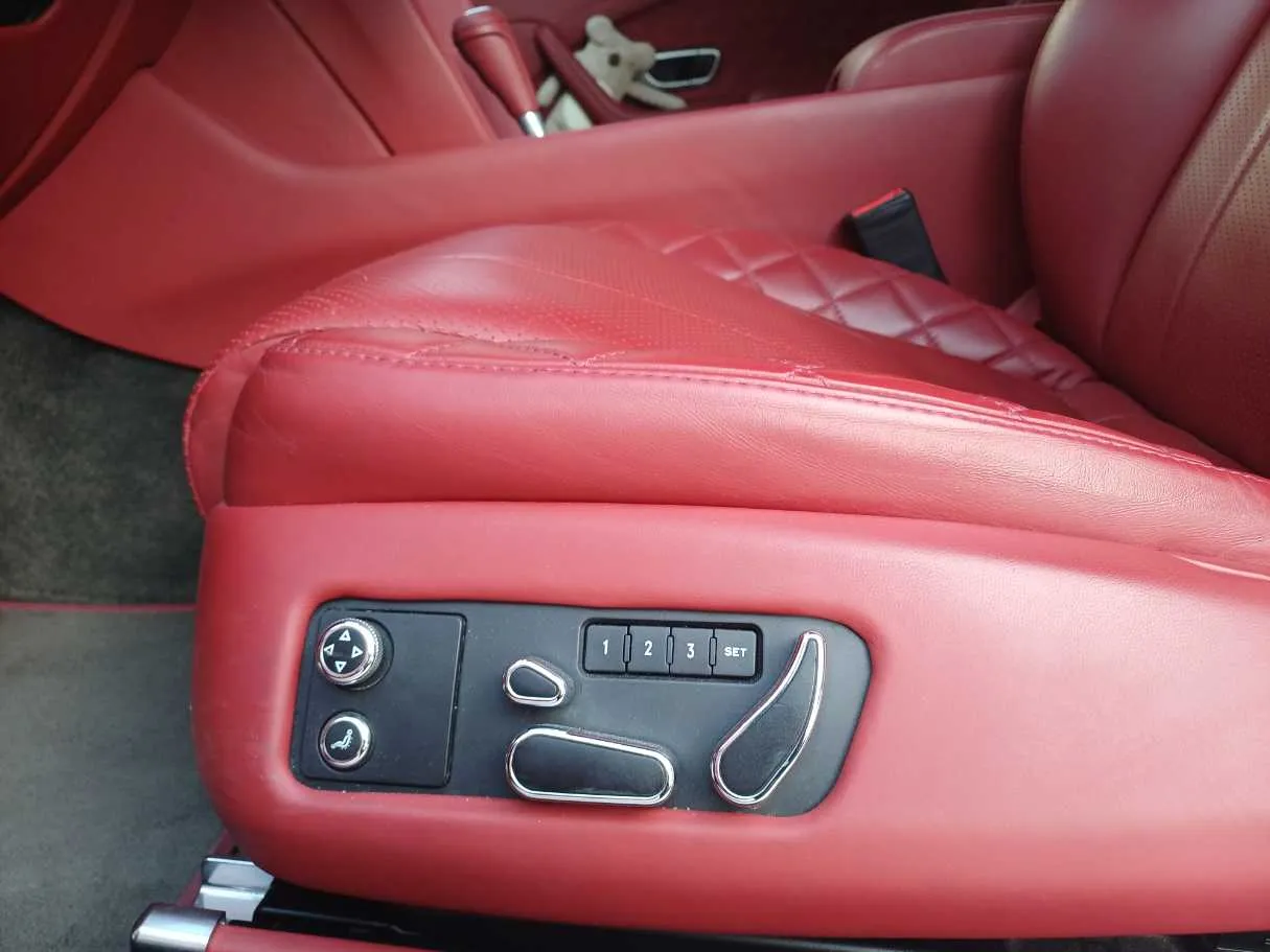 Car image 22