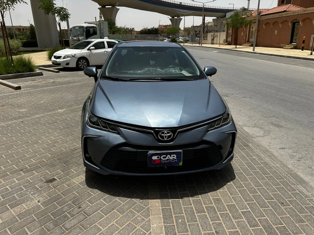 Car image 2