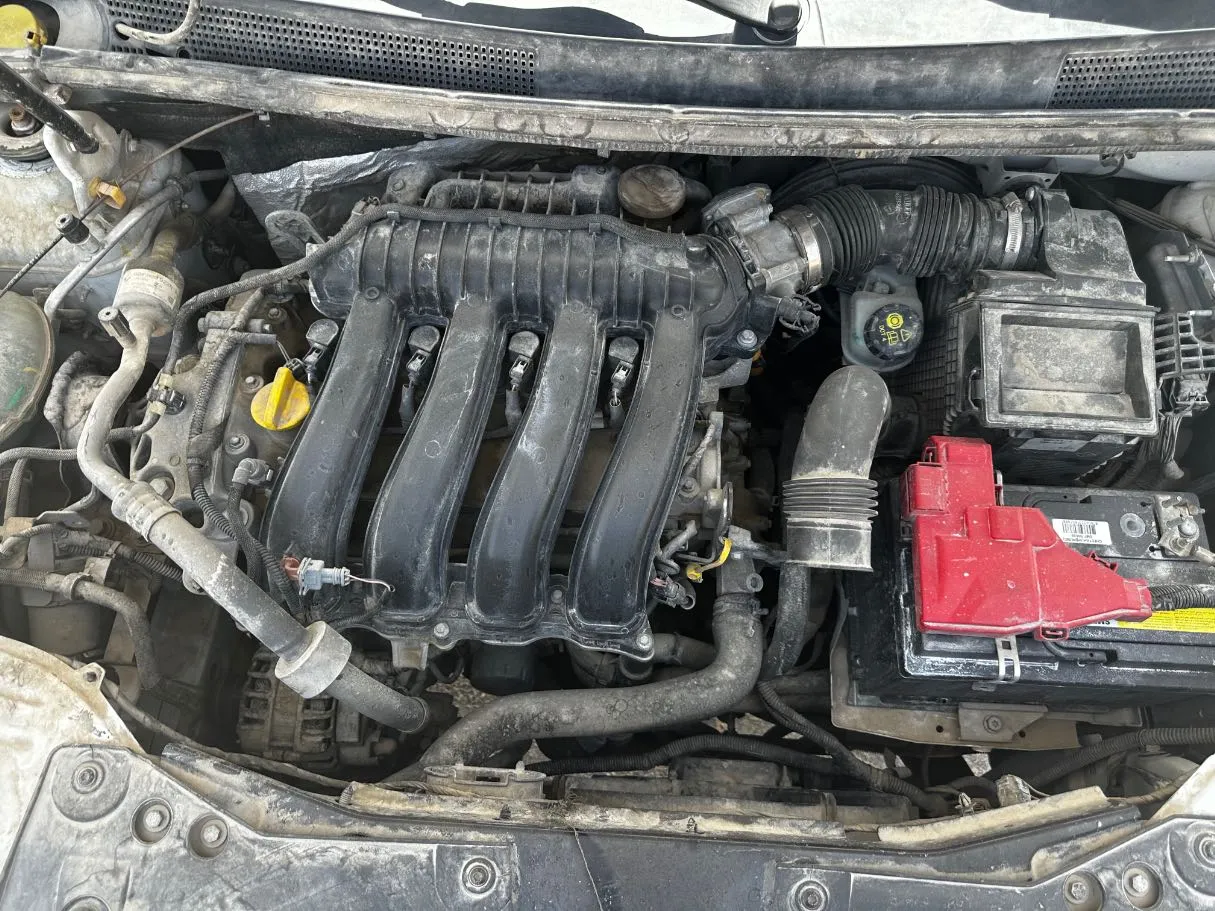 Car image 26