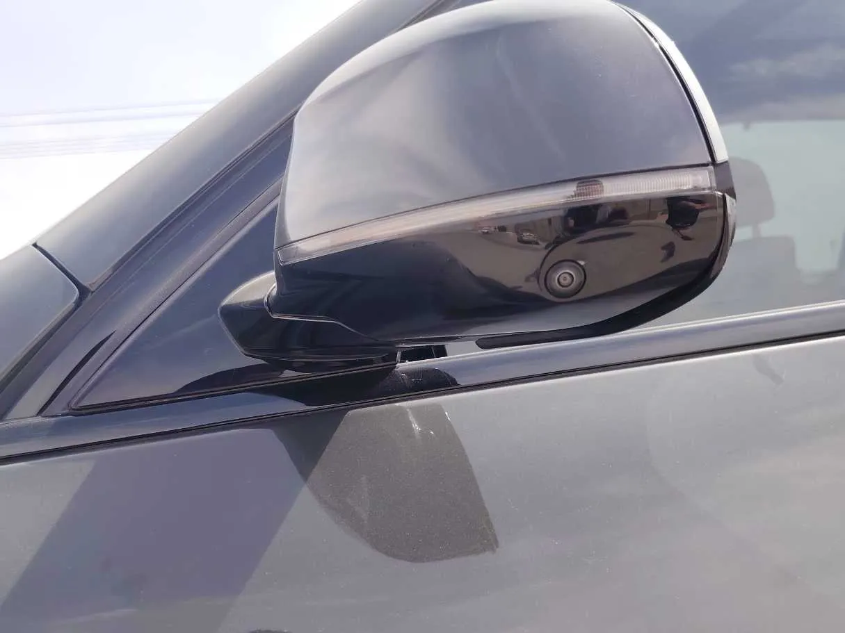 Car image 38