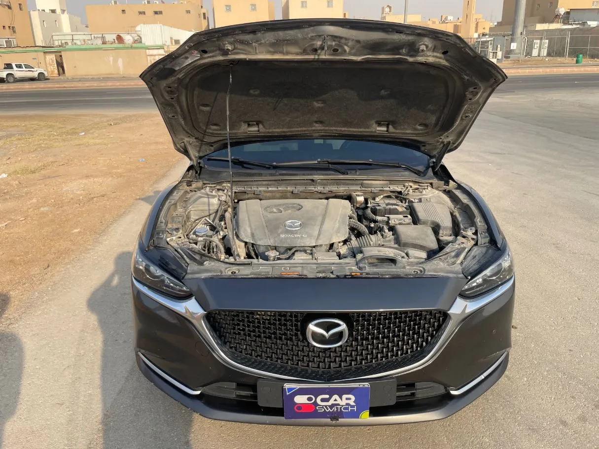 Car image 23