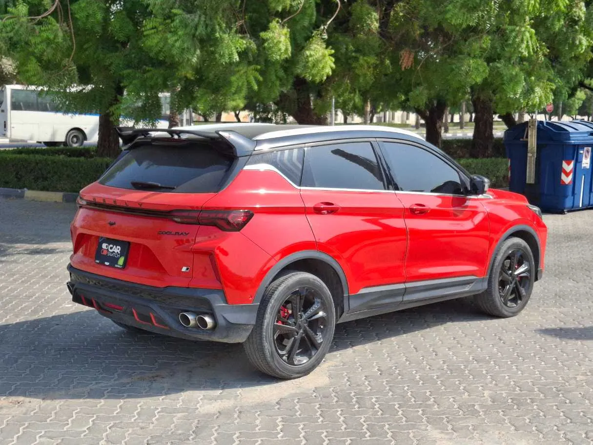 Car image 5