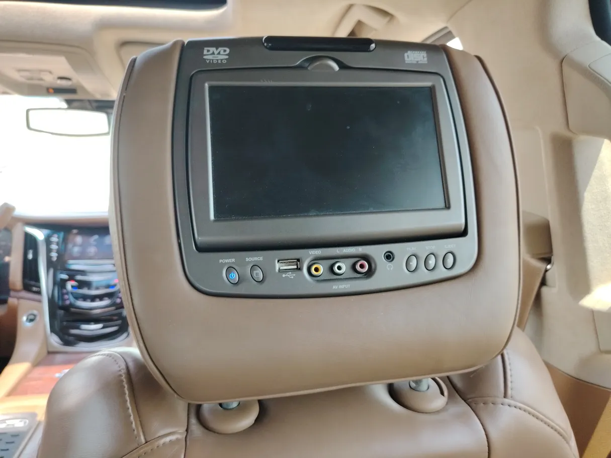 Car image 31