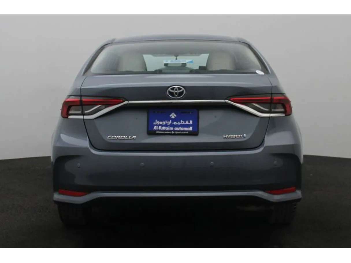Car image 12
