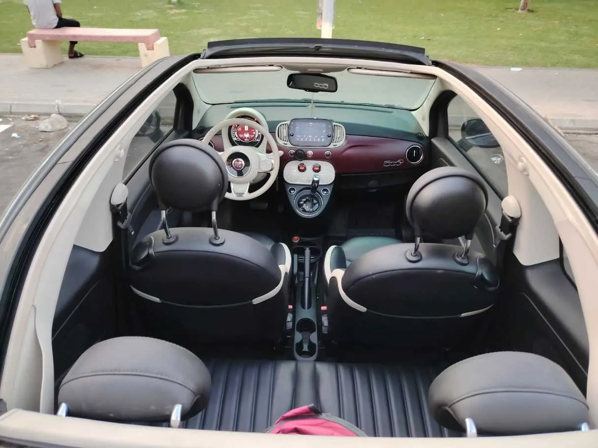 Car image 26