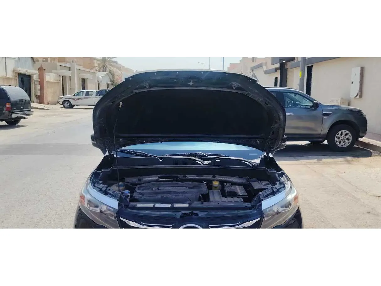 Car image 28