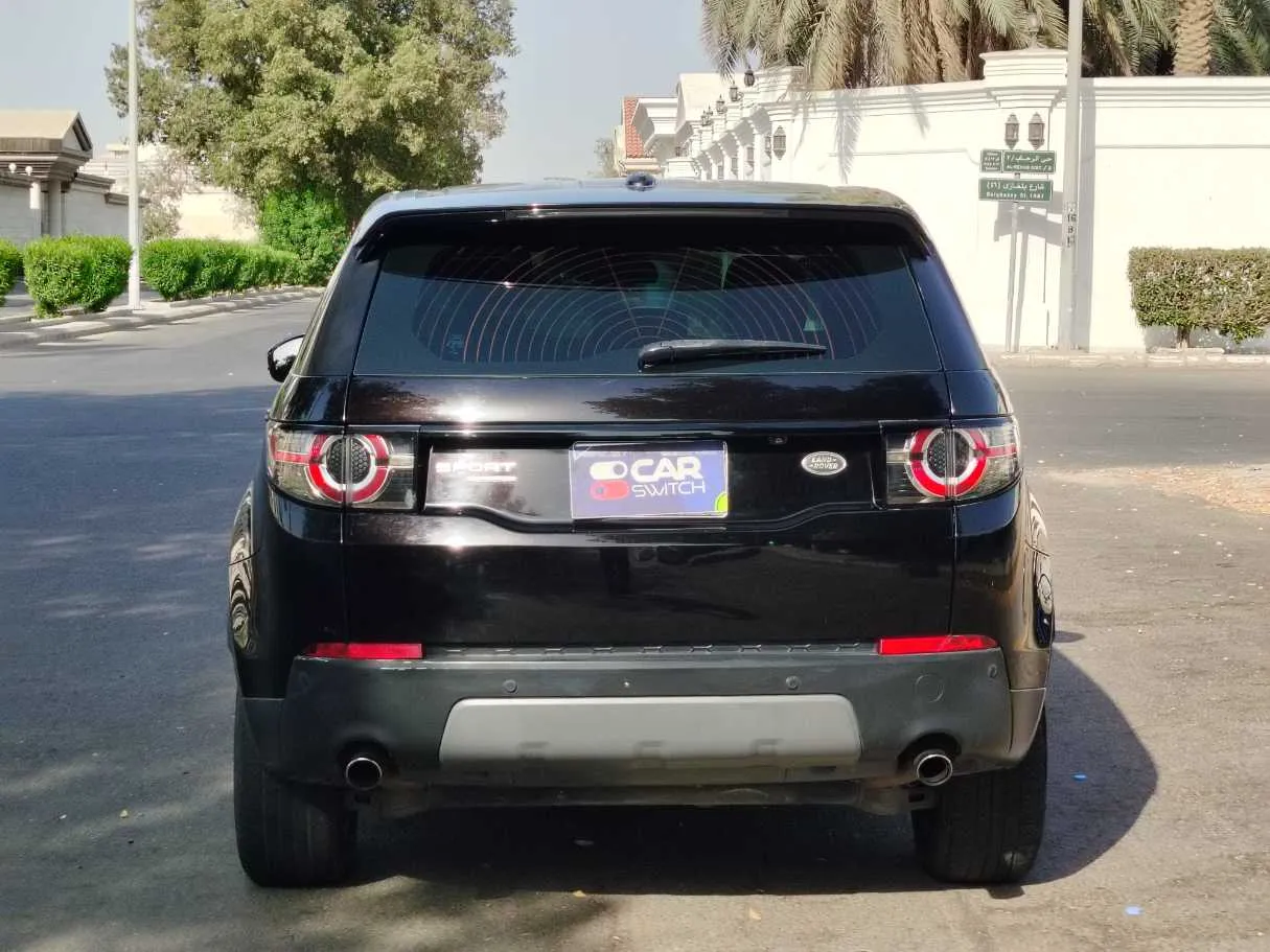 Car image 6