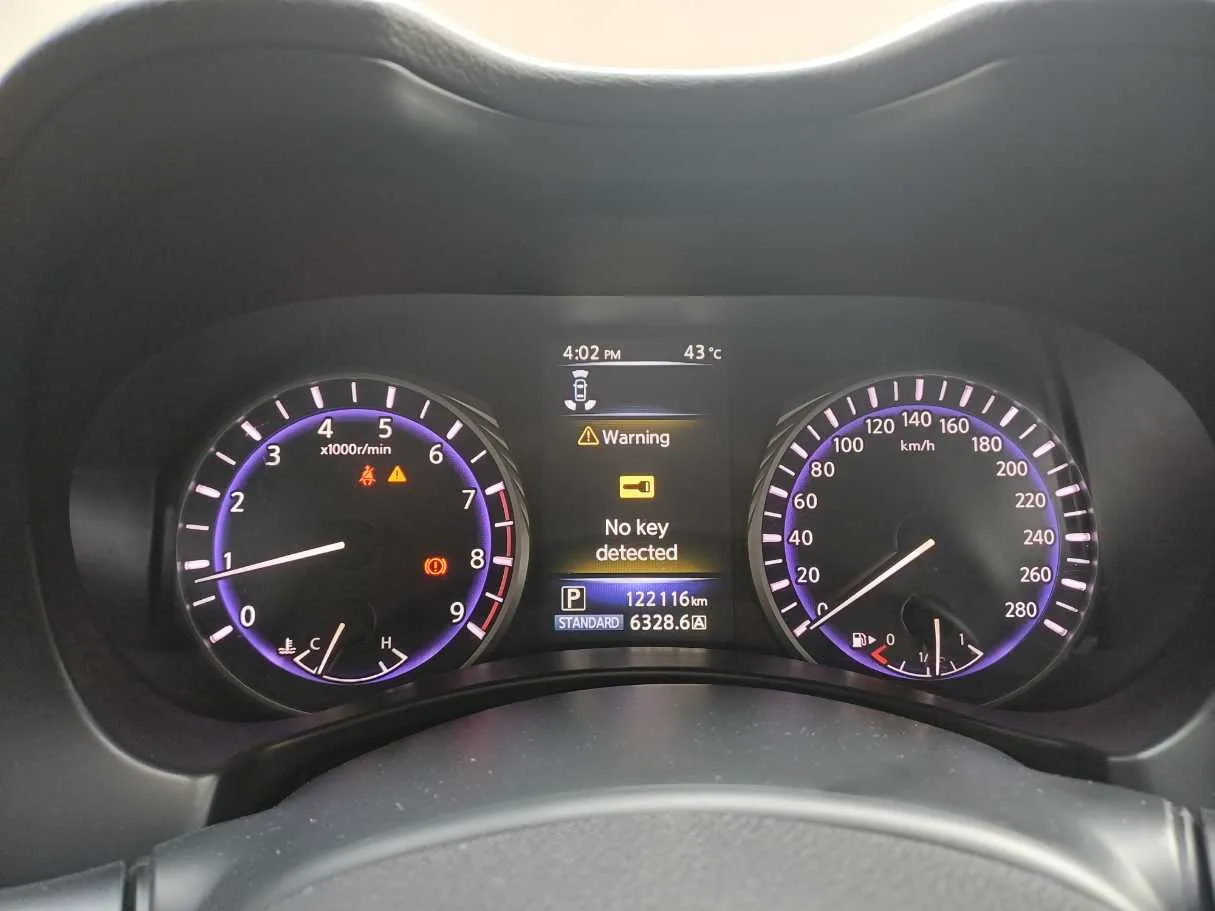 Car image 22