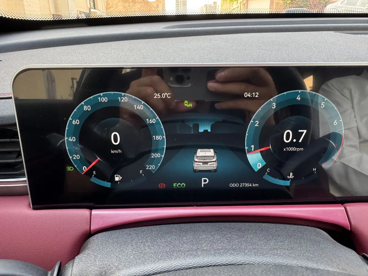 Car image 17