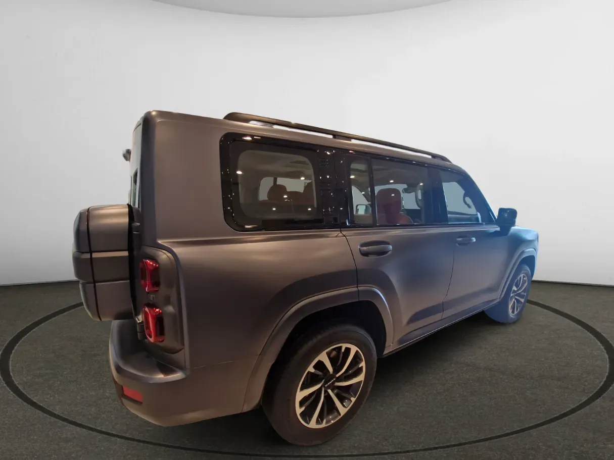 Car image 3