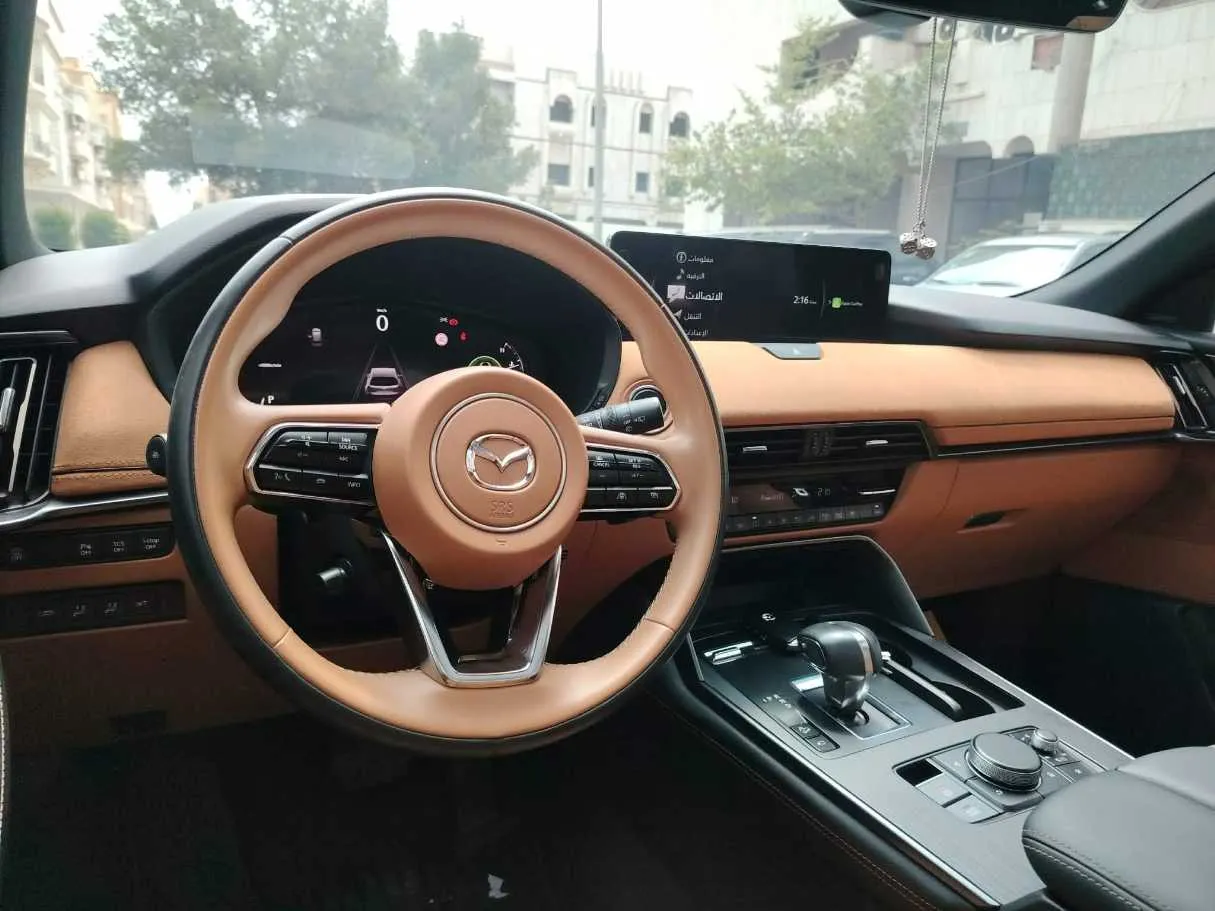 Car image 28