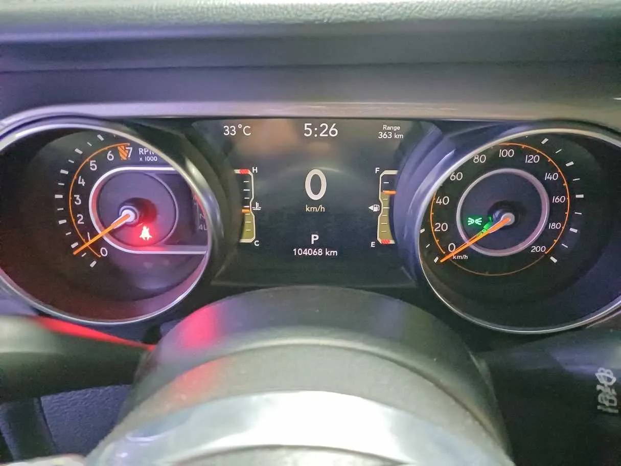 Car image 16