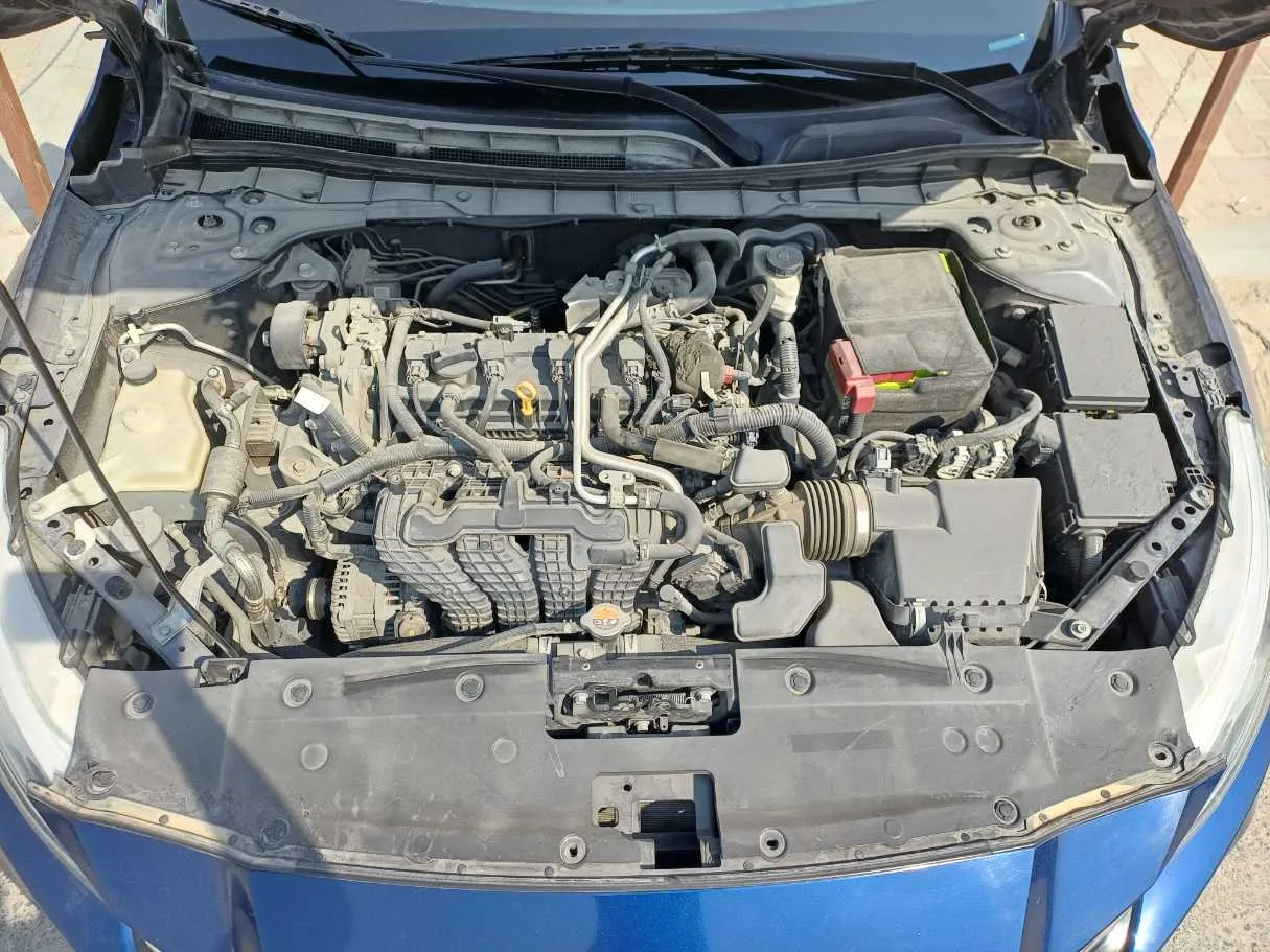 Car image 21