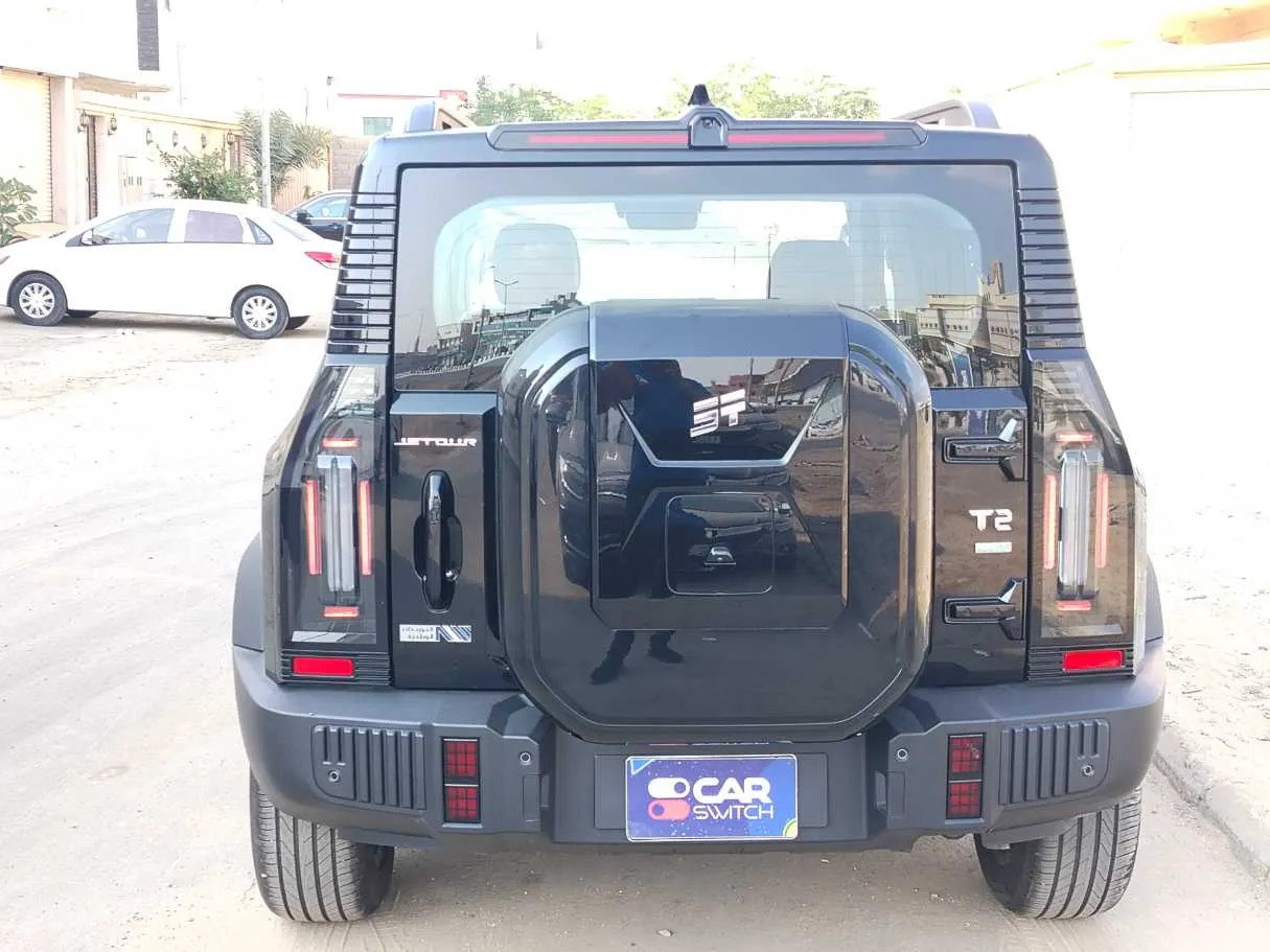 Car image 6