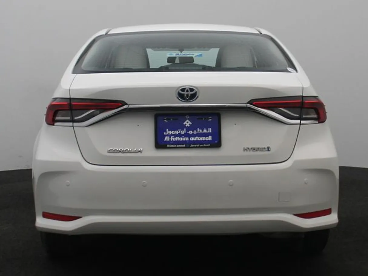 Car image 12
