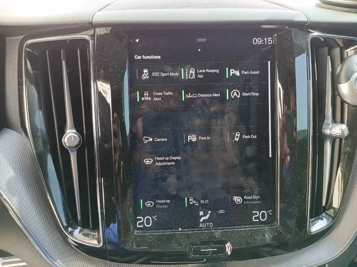 Car image 23