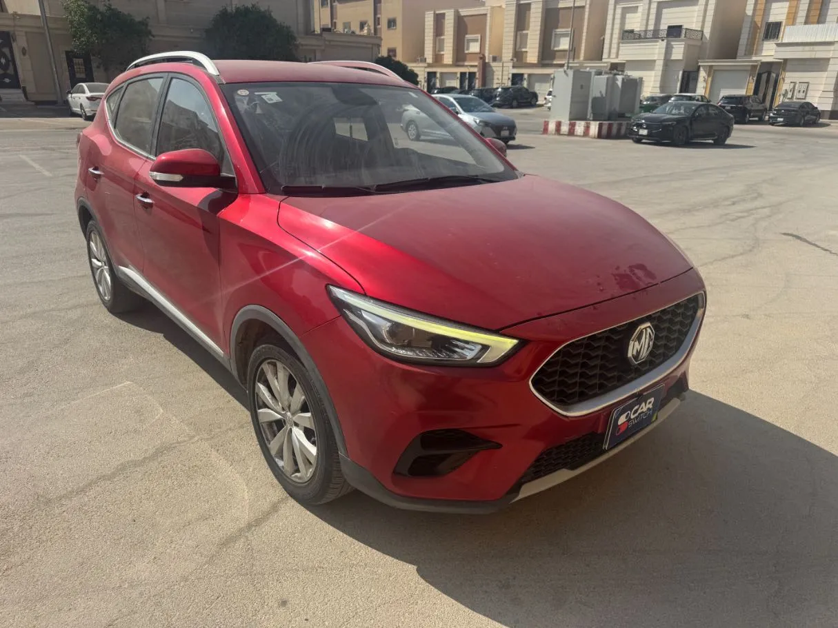 Car image 3