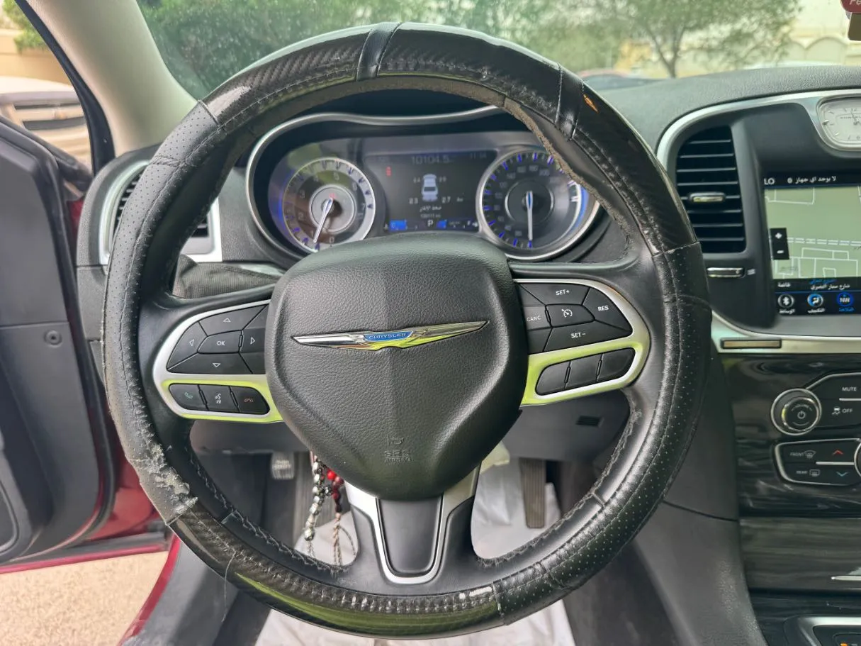Car image 17