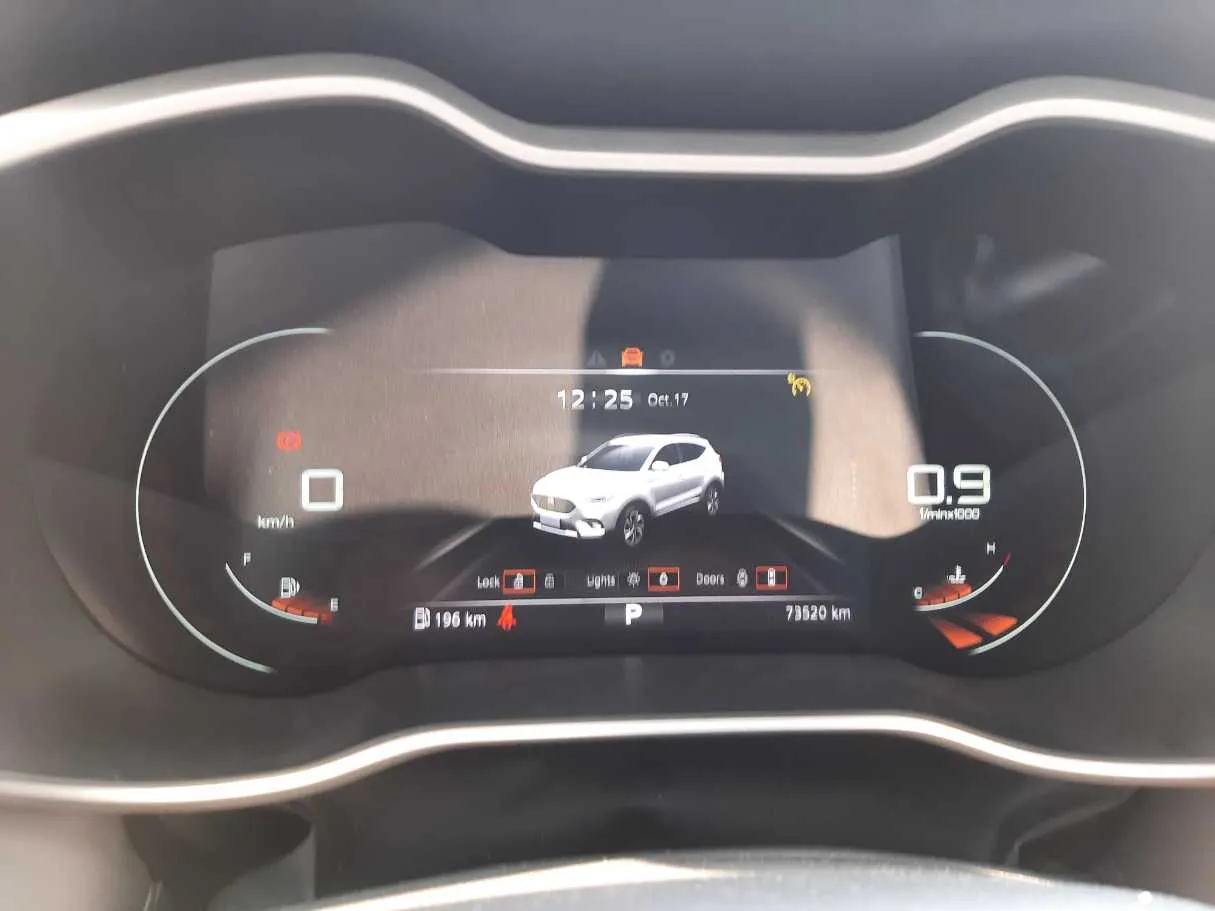 Car image 18