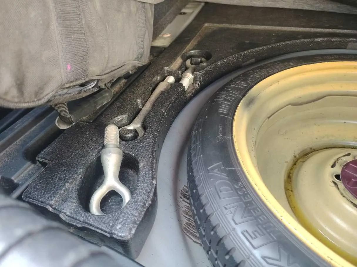 Car image 45