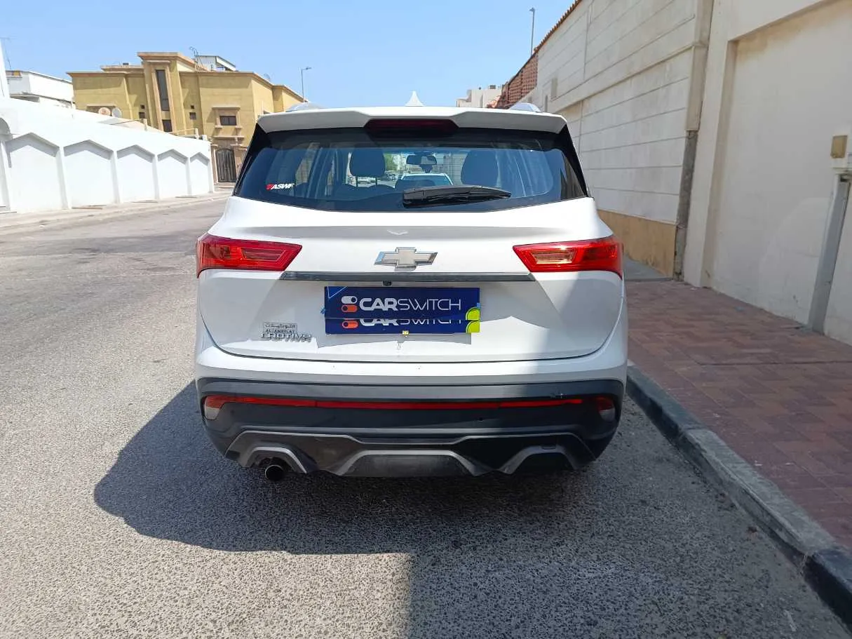 Car image 6