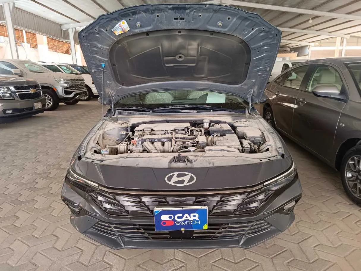 Car image 27
