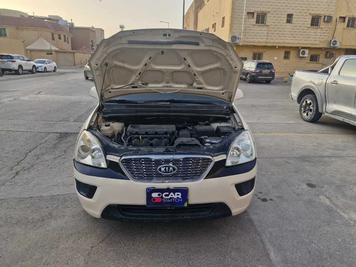 Car image 22