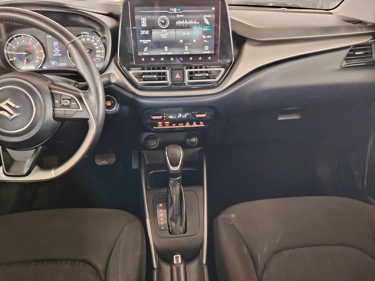 Car image 23