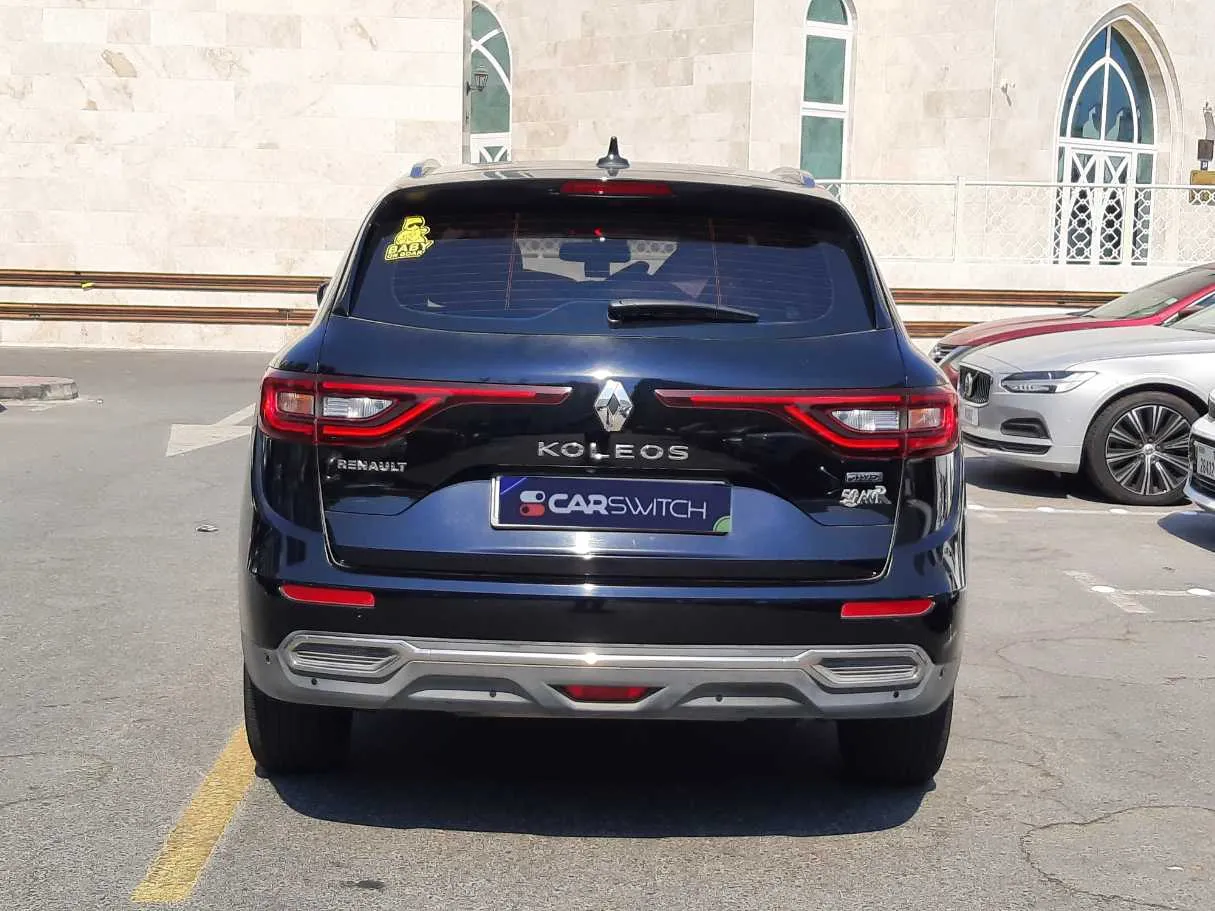 Car image 6