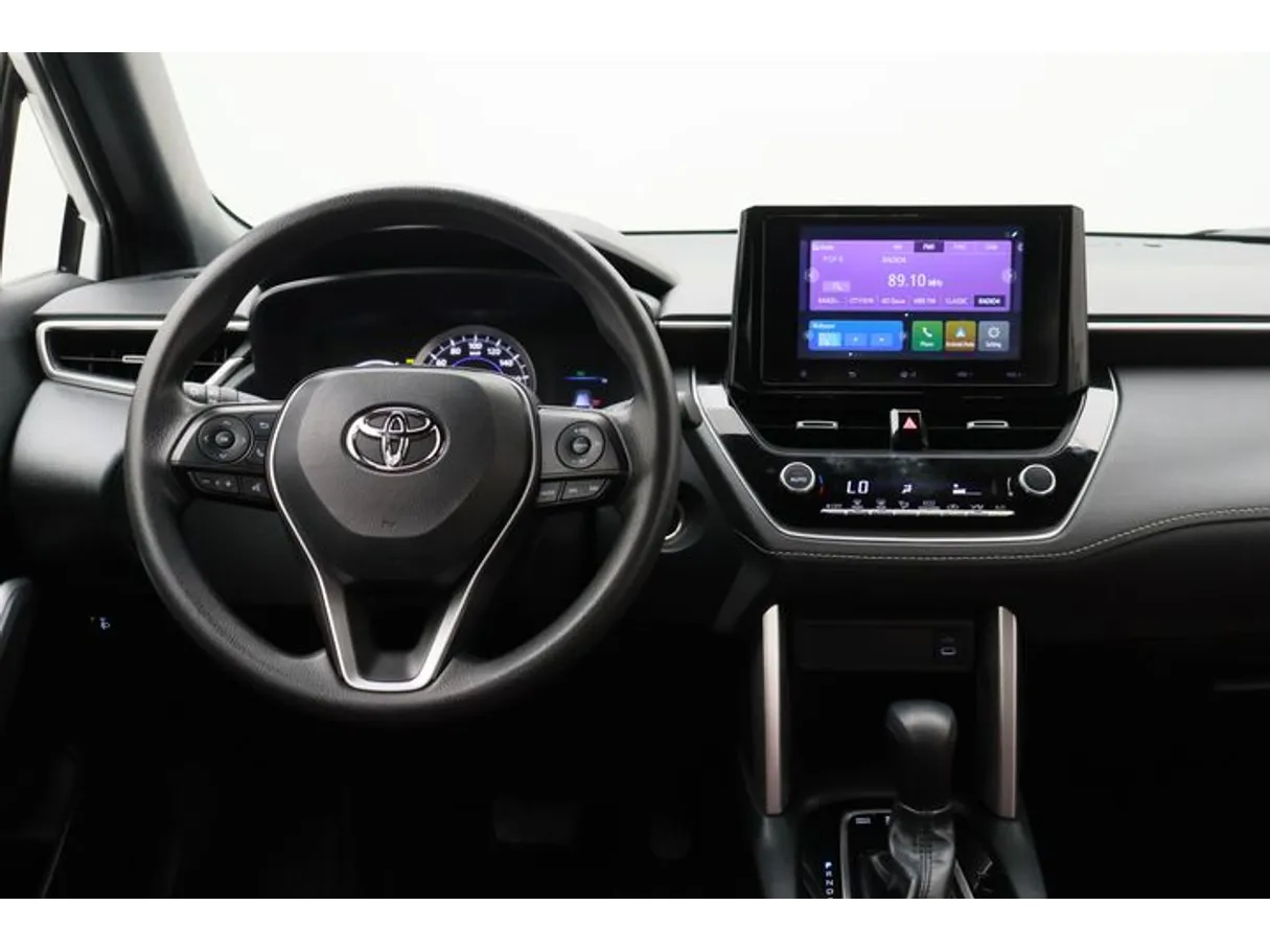 Car image 15