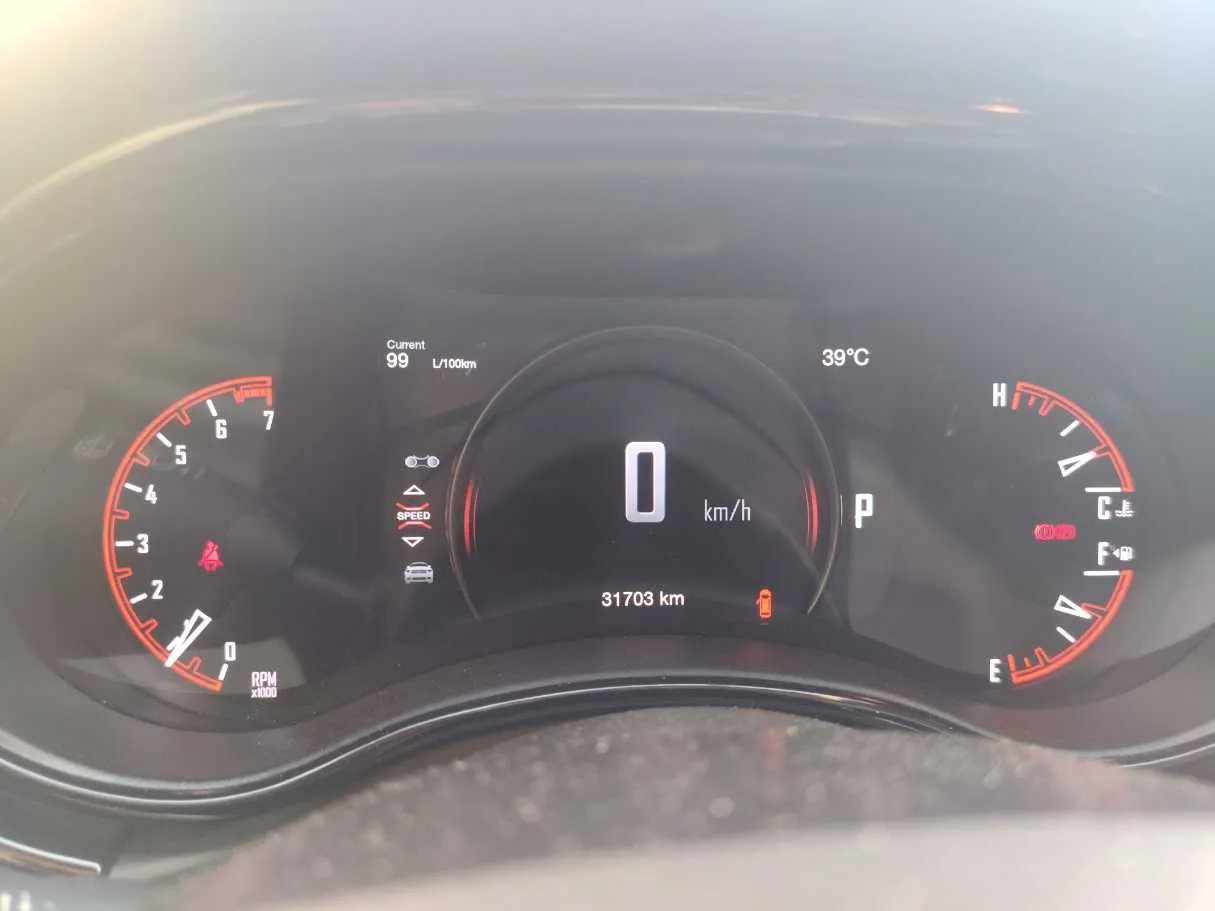 Car image 22