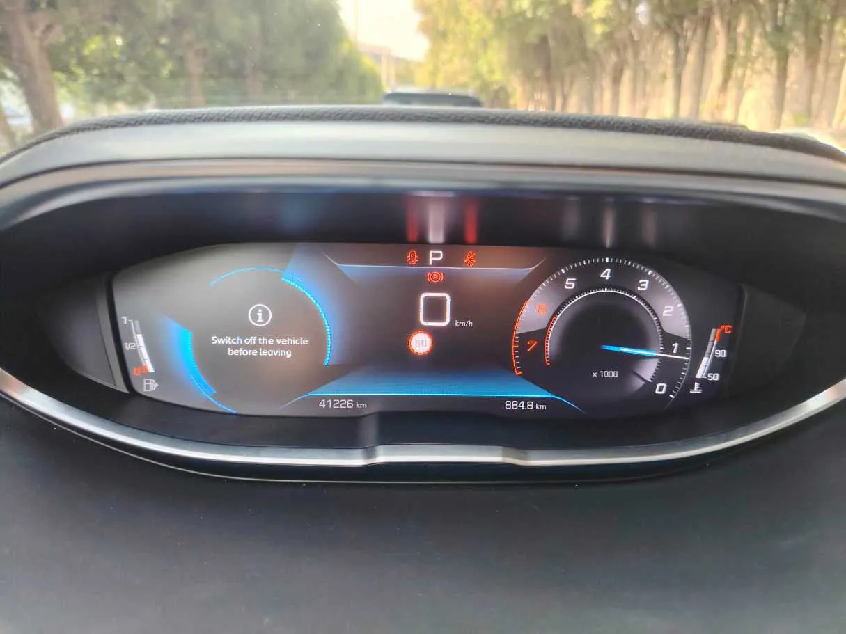 Car image 27