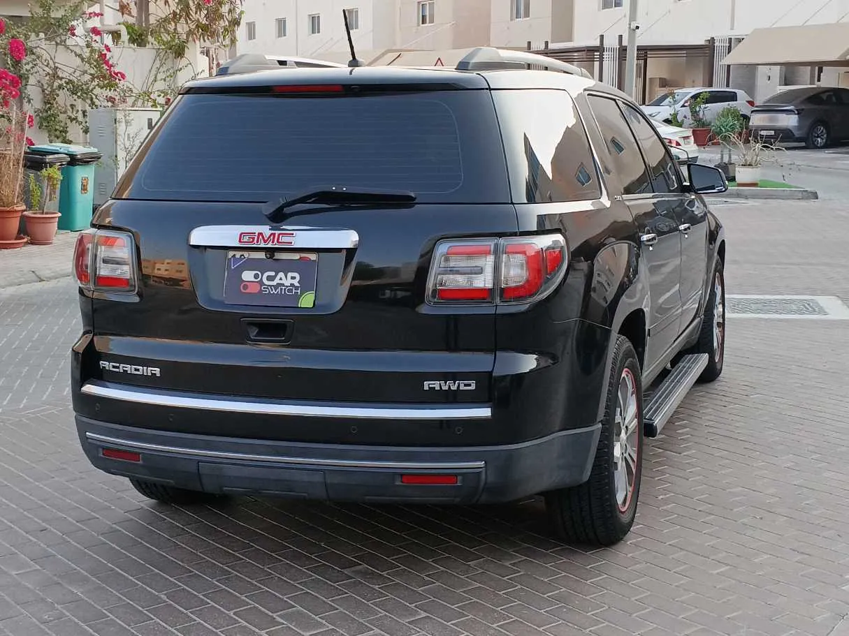 Car image 5