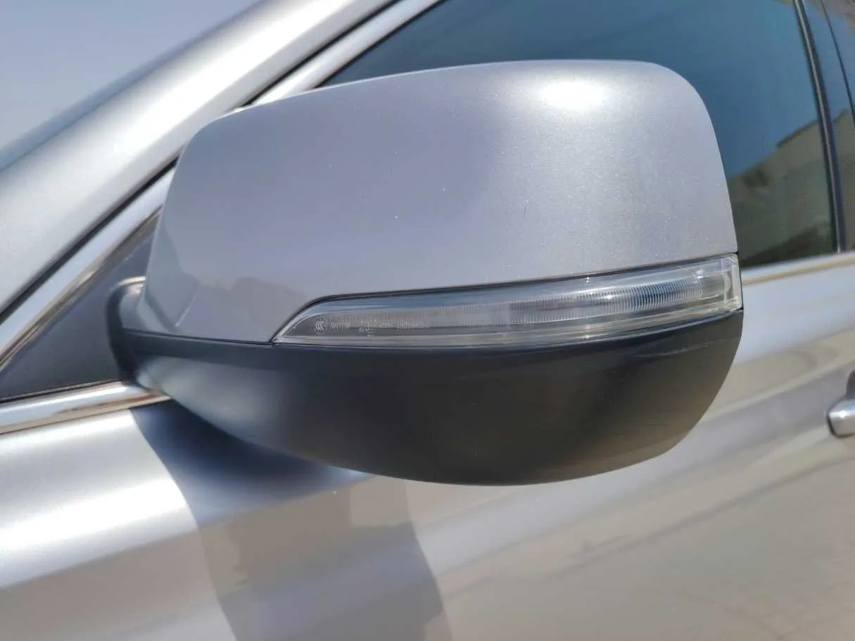 Car image 33