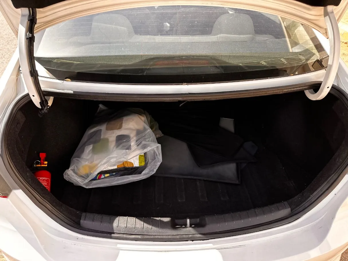 Car image 22