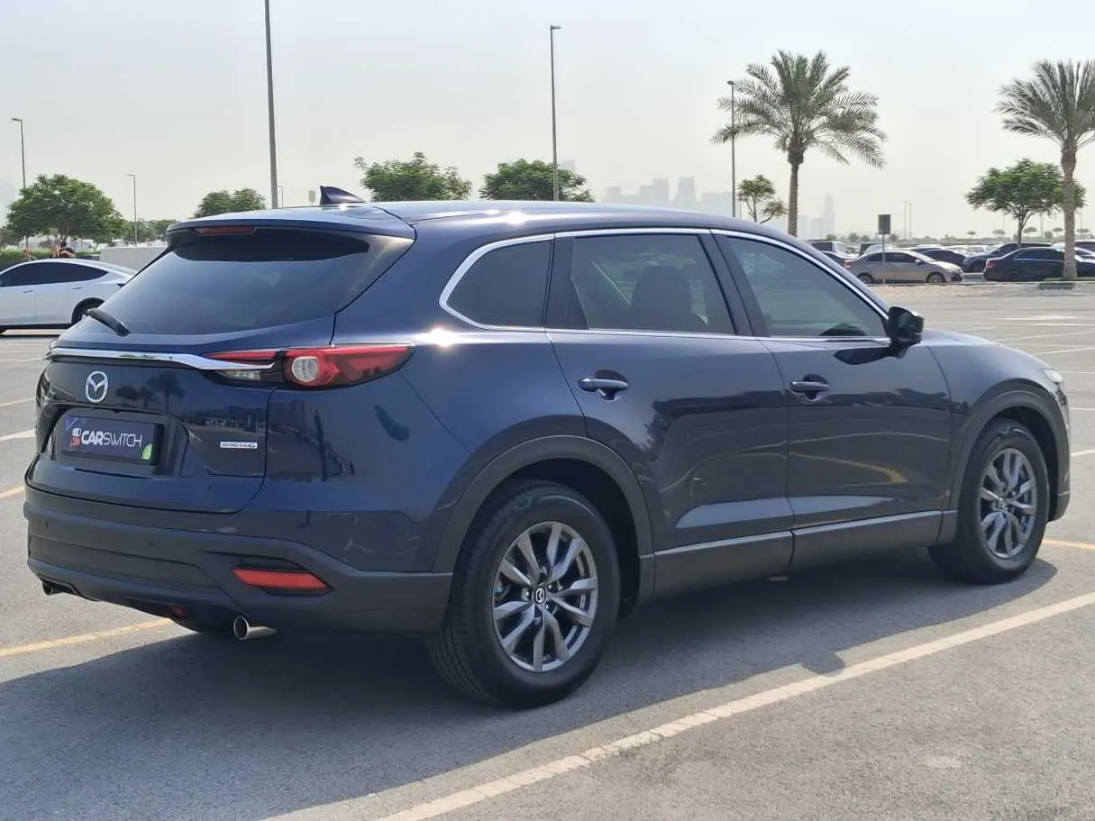 Car image 5
