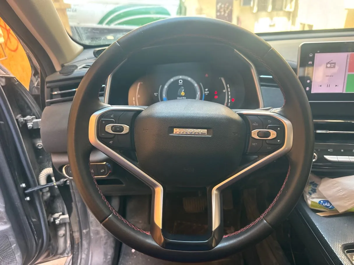 Car image 17