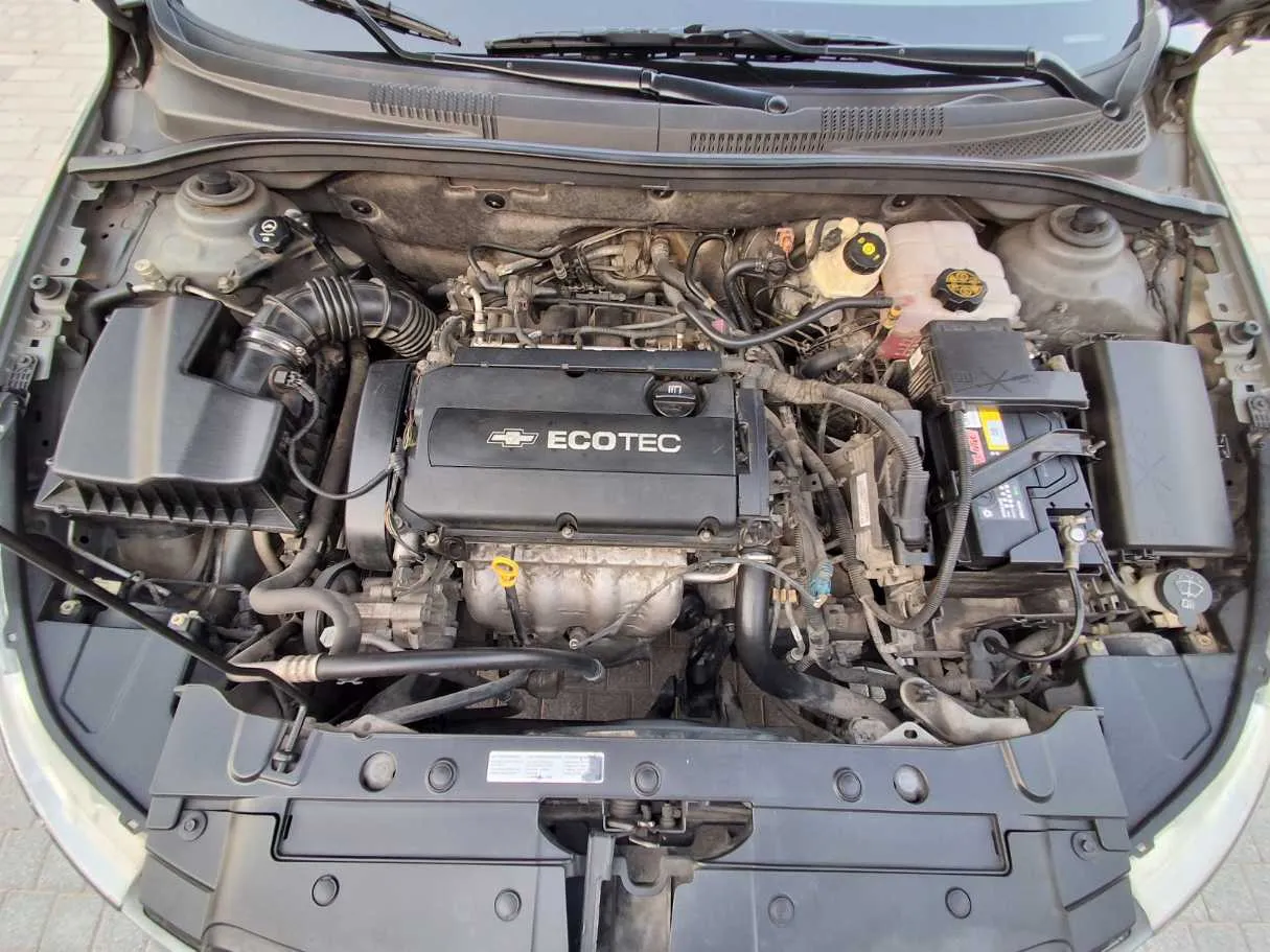 Car image 20