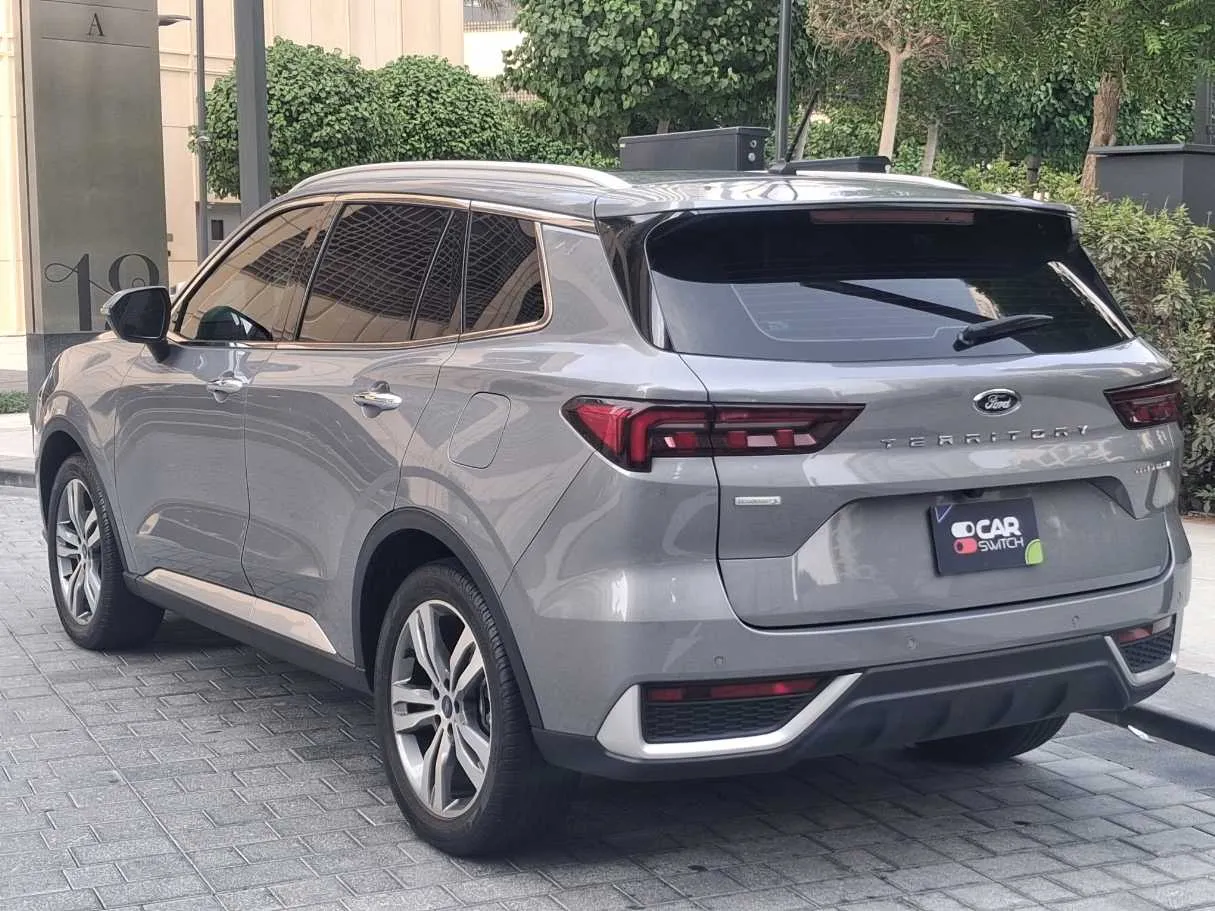 Car image 7