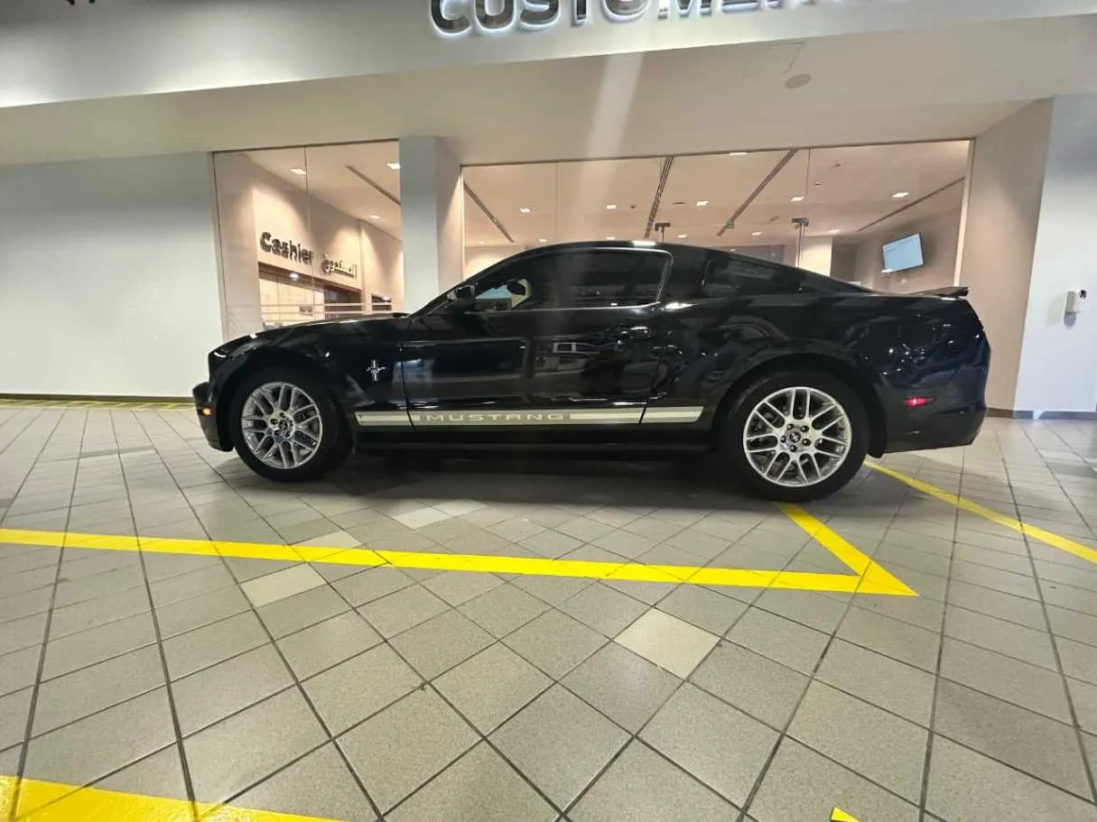 Car image 7