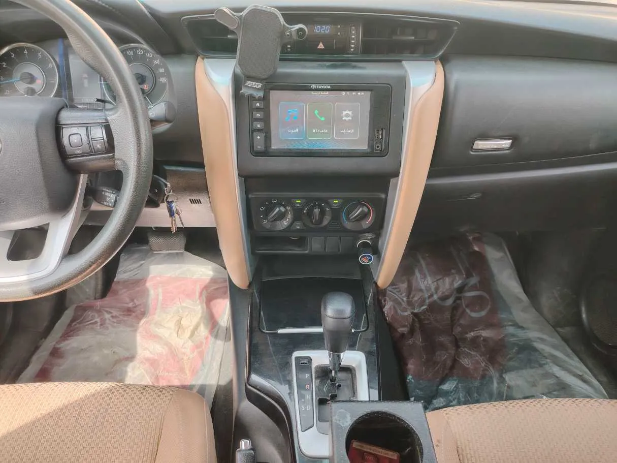 Car image 20