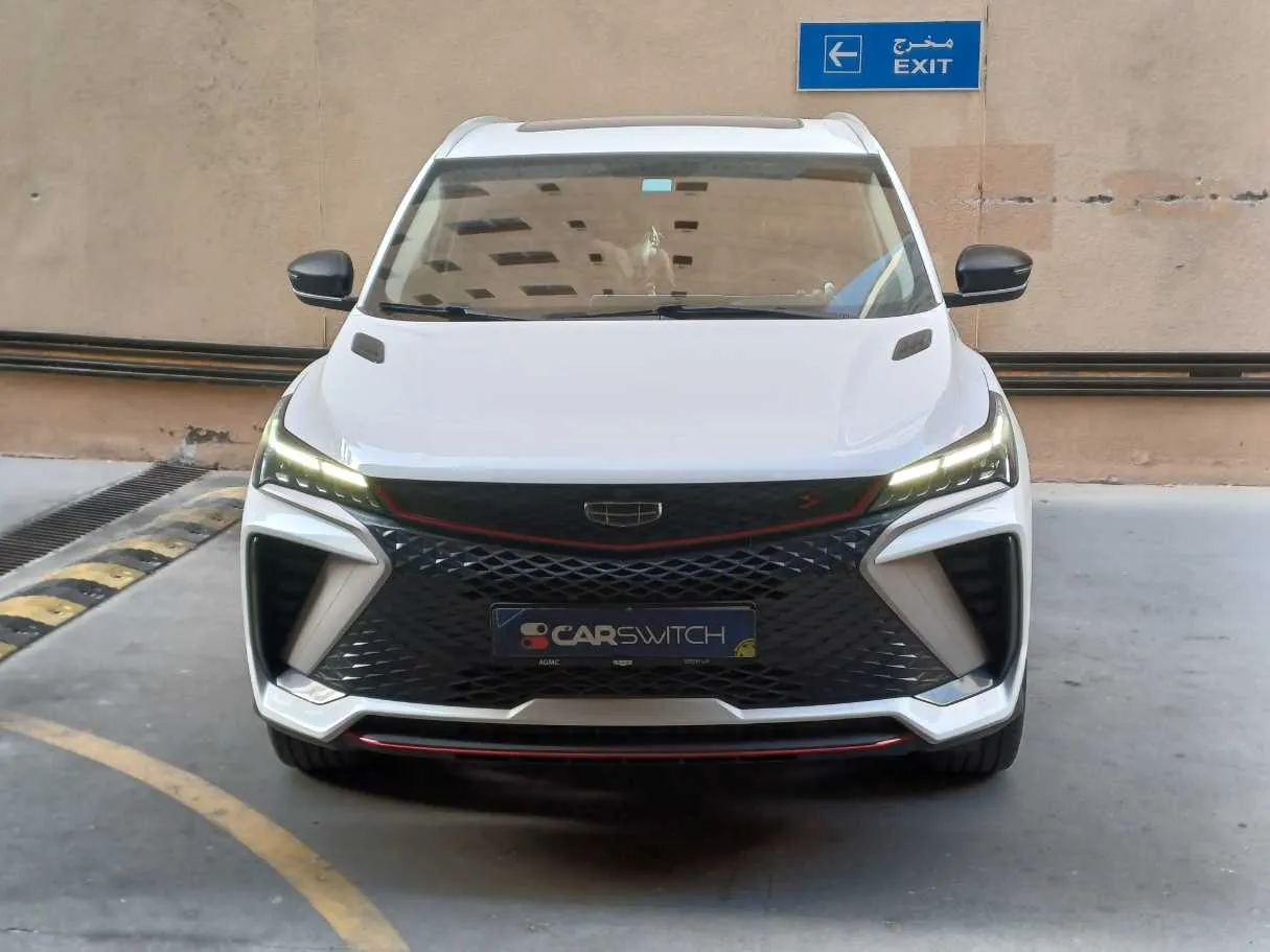 Car image 2