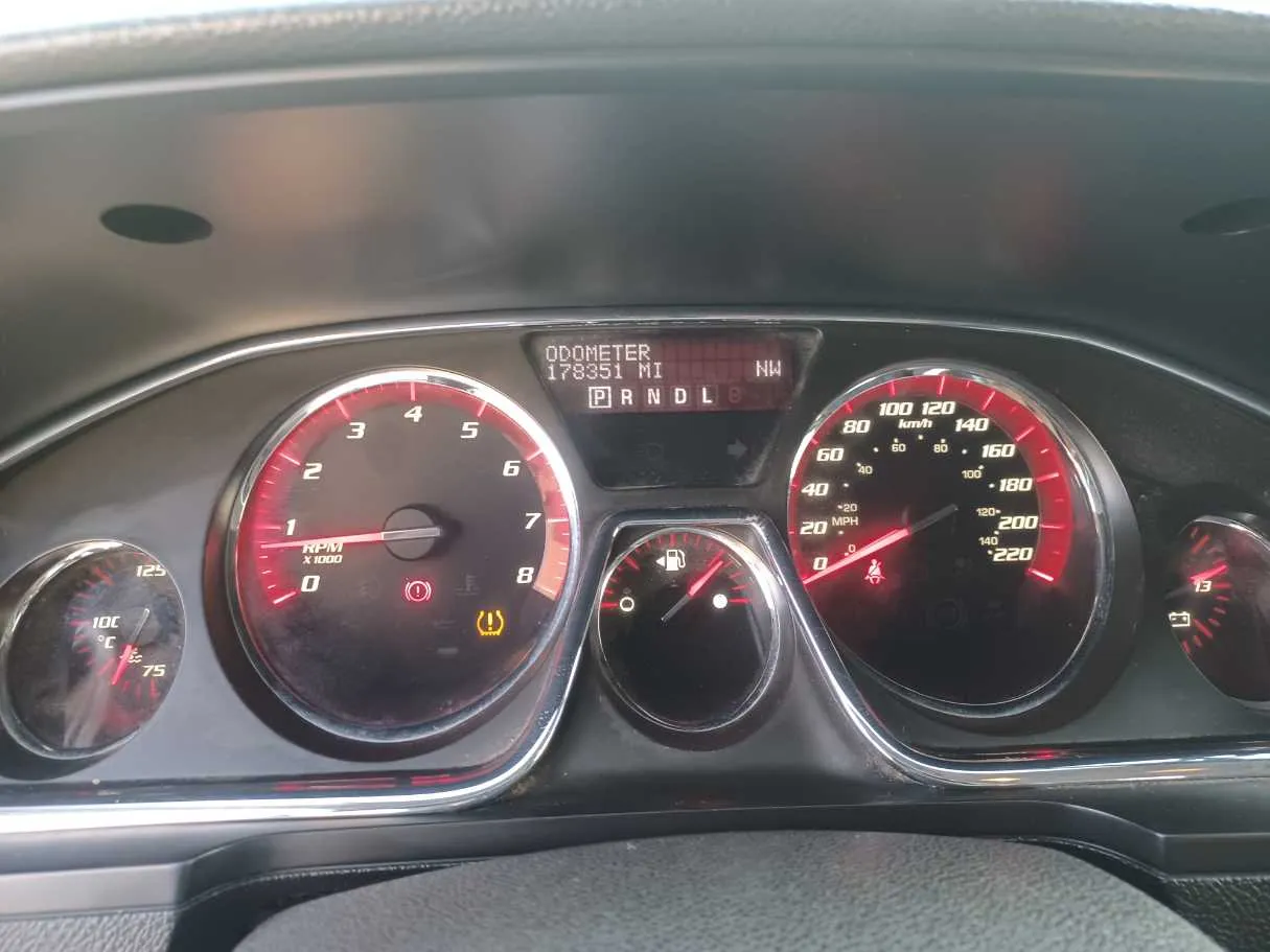 Car image 20