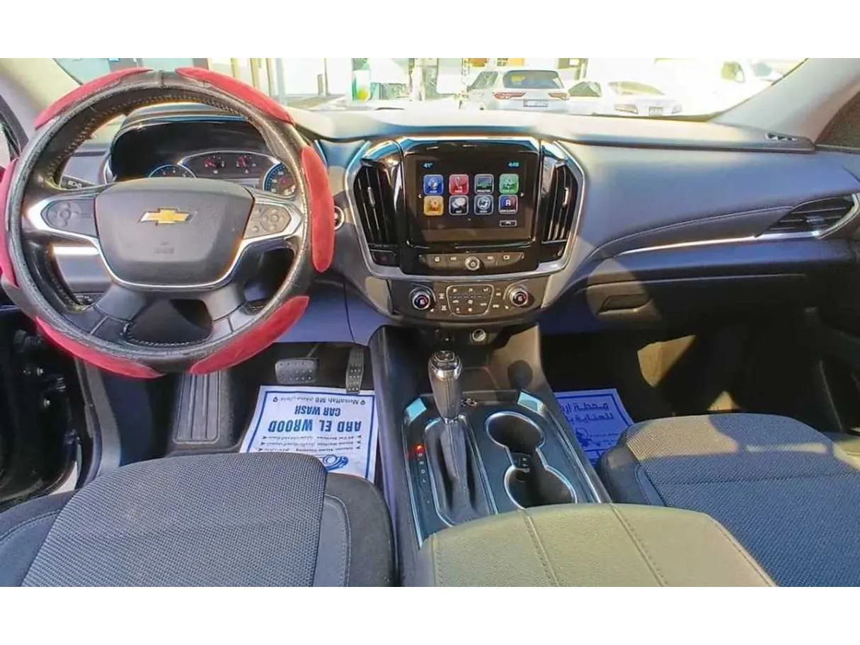 Car image 17