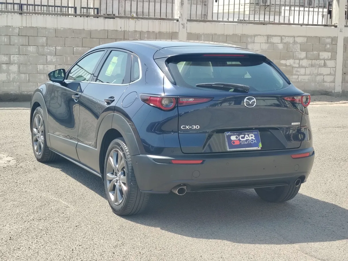 Car image 7