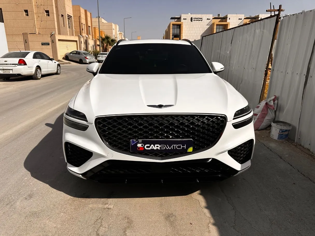 Car image 2
