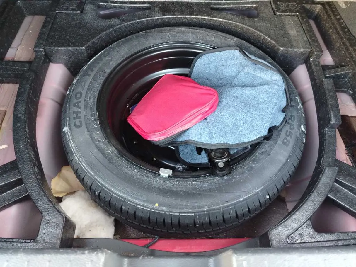 Car image 41