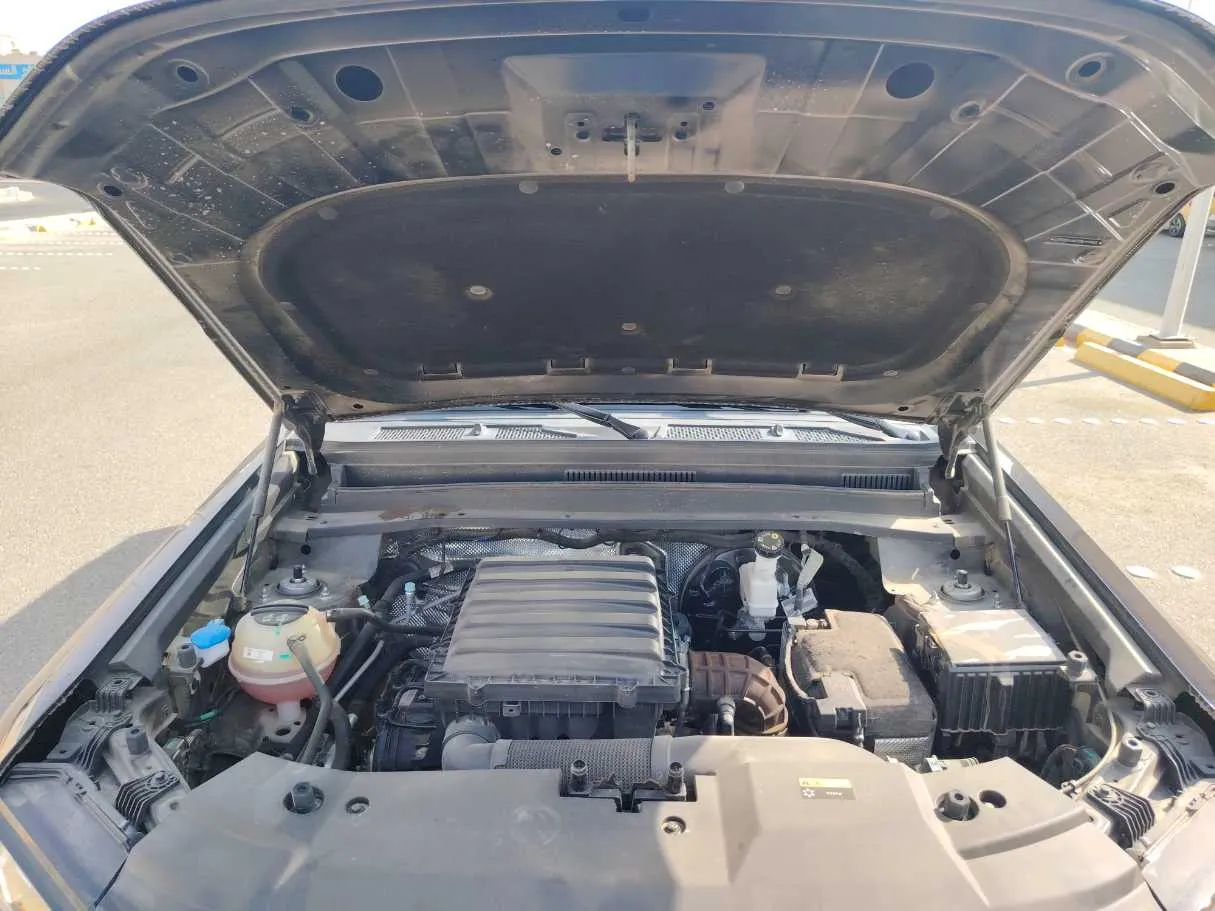 Car image 35
