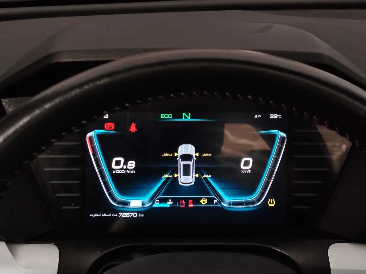 Car image 25