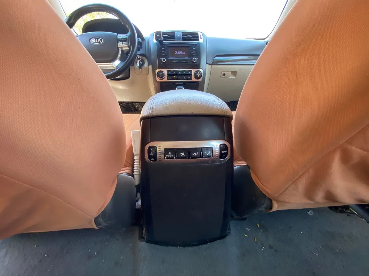 Car image 21